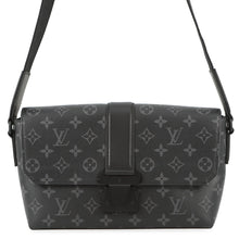 Load image into Gallery viewer, LOUIS VUITTON S Cape Messenger BlackM46794 Monogram Eclipse
