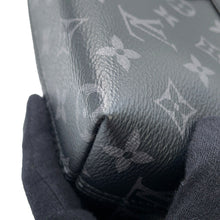 Load image into Gallery viewer, LOUIS VUITTON S Cape Messenger BlackM46794 Monogram Eclipse
