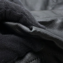 将图像加载到图库查看器中，CHANEL CHANEL 22 Chain Shoulder Bag BlackAS3260 Shiny Calf Leather Size Small
