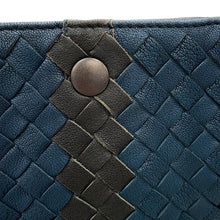 将图像加载到图库查看器中，Bottega Veneta INTRECCIATO Club Fumé Messenger Bag Shoulder Bag Blue/Black387302 Leather
