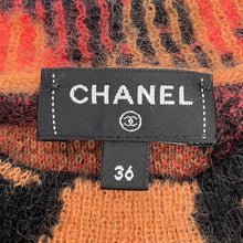 Load image into Gallery viewer, CHANEL Leopard knit sweater Size 36 Brown/Black/PinkP75361 Cashmere43% Mohair 32% Polyamide19% Wool 6%
