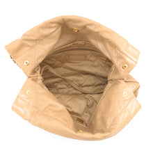 将图像加载到图库查看器中，CHANEL CHANEL 22 Chain Shoulder Bag BeigeAS3260 Shiny Calf Leather Size Small
