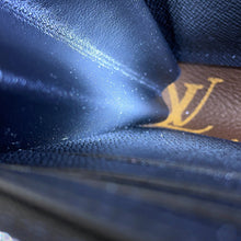 将图像加载到图库查看器中，LOUIS VUITTON Zippy Dragonne NoirM69407 Monogram Macassar Canvas
