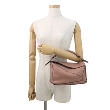 将图像加载到图库查看器中，LOEWE Puzzle Bag Dark BlushA510S21X67 Leather Size Small
