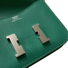 Load image into Gallery viewer, HERMES Constance Slim Verso Vert Vertigo/Blue Zanzibar Evercolor
