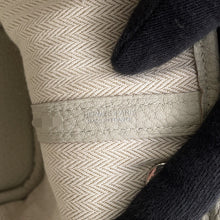 Load image into Gallery viewer, HERMES Neo Garden Beton Negonda Leather Size 23
