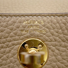 将图像加载到图库查看器中，HERMES Lindy Verso Trench/Etoupe Taurillon Clemence Size Mini
