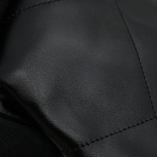 将图像加载到图库查看器中，CHANEL CHANEL22 ChainShoulder Bag BlackAS3980 Shiny calfskin leather Size Mini
