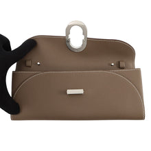 将图像加载到图库查看器中，HERMES Mylon Togo Etoupe Epsom
