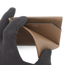 将图像加载到图库查看器中，HERMES Card Case 《HSellier》 Etoupe Evercolor
