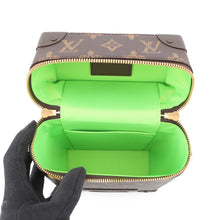 Load image into Gallery viewer, LOUIS VUITTON Vertical Box Trunk GreenM59664 Monogram
