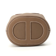 Load image into Gallery viewer, HERMES in-the-loop Tote Bag Etoupe Taurillon Clemence Swift Leather Size 18
