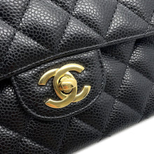 将图像加载到图库查看器中，CHANEL Matelasse W flap WChainShoulder Bag BlackA01112 Caviar Leather Size 25
