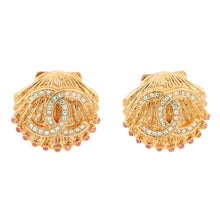 将图像加载到图库查看器中，CHANEL Shell Motif Earrings Gold Metal Rhinestone
