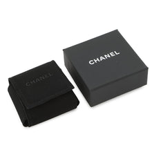 将图像加载到图库查看器中，CHANEL Shell Motif Earrings Gold Metal Rhinestone
