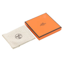 将图像加载到图库查看器中，HERMES ClicH Cheetah Size PM Orfevre/Jaune d'or/White Enamel Metal
