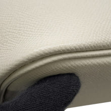 Load image into Gallery viewer, HERMES Bolide 1923 tricolor Craie/Mauve Pale/Gold Epsom Size 25
