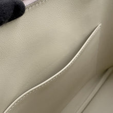 Load image into Gallery viewer, HERMES Bolide 1923 tricolor Craie/Mauve Pale/Gold Epsom Size 25
