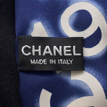 将图像加载到图库查看器中，CHANEL Scarf CC Logo Icon motif Navy/White Silk100%
