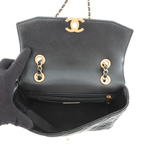 Load image into Gallery viewer, CHANEL Matelasse Flap Bag ChainShoulder BlackAS5259 Lambskin Size 21
