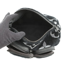 将图像加载到图库查看器中，LOUIS VUITTON Keepall Bandouliere Virgil Abloh NoirM45438 Monogram Giant Eclipse Tufftage Calf Leather Size 25
