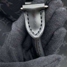 将图像加载到图库查看器中，LOUIS VUITTON Keepall Bandouliere NoirM40569 Monogram Eclipse Size 45
