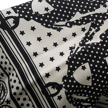 将图像加载到图库查看器中，HERMES Carre Bandana Frill Bride de Gala Dot Size 70 White/Black Silk100%
