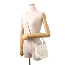 Load image into Gallery viewer, HERMES Evelyne Sellier Craie Epsom Size TPM
