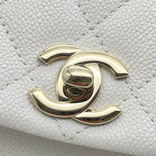 将图像加载到图库查看器中，CHANEL Matelasse Multi-Pocket Backpack WhiteAS4399 Caviar Leather
