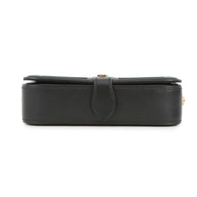 将图像加载到图库查看器中，LOUIS VUITTON Officer Pouch BlackM69841 Leather
