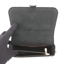 将图像加载到图库查看器中，LOUIS VUITTON Officer Pouch BlackM69841 Leather
