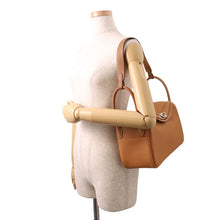 Load image into Gallery viewer, HERMES Lindy Gold Taurillon Clemence Size 26
