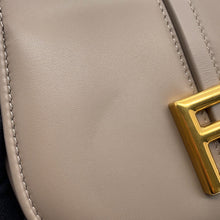 将图像加载到图库查看器中，FENDI C'mon Shoulder Bag Beige8BS082 Leather Size Small
