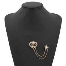 将图像加载到图库查看器中，CHANEL Rhinestone Heart Star Brooch Metal Rhinestone Faux Pearl
