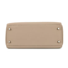 Load image into Gallery viewer, HERMES Kelly Retourne Gris Tourterelle Togo Leather Size 28
