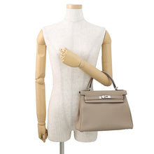 Load image into Gallery viewer, HERMES Kelly Retourne Gris Tourterelle Togo Leather Size 28

