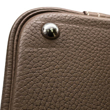 将图像加载到图库查看器中，HERMES Bolide Etoupe Taurillon Clemence Size 31
