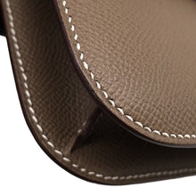 将图像加载到图库查看器中，HERMES Constance Elan Miroir Etoupe Epsom
