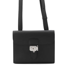 Load image into Gallery viewer, HERMES Sac A Depeches Black Epsom Size 21
