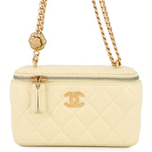 将图像加载到图库查看器中，CHANEL Vanity ChainShoulder Bag Light YellowAP3301 Lambskin
