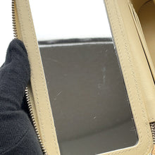 将图像加载到图库查看器中，CHANEL Vanity ChainShoulder Bag Light YellowAP3301 Lambskin
