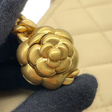 将图像加载到图库查看器中，CHANEL Vanity ChainShoulder Bag Light YellowAP3301 Lambskin
