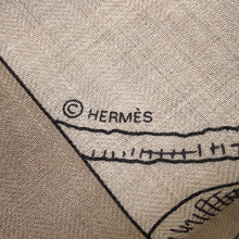 将图像加载到图库查看器中，HERMES Carre Jean L'INSTRUCTION DUROY Imperial Studies Size 140 Abricot/Rose/Vert Cashmere70% Silk30%
