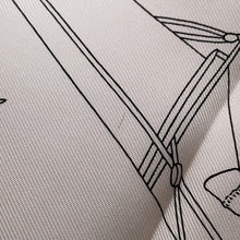 将图像加载到图库查看器中，HERMES Carre HERMES Flagship Hermes Flagship Size 90 White/Black/Grease Silk100%
