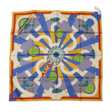 将图像加载到图库查看器中，HERMES Carre Double Face A la Lumiere du Flambeau Double face Torchlight Size 90 Cream/Moldore/Blue Lavand Silk100%
