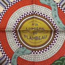 将图像加载到图库查看器中，HERMES Carre Double Face A la Lumiere du Flambeau Double face Torchlight Size 90 Cream/Moldore/Blue Lavand Silk100%
