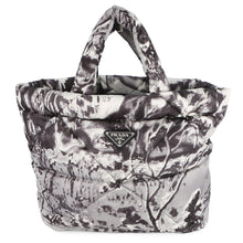 将图像加载到图库查看器中，PRADA Re-Nylon Padded Print Quilted Tote Bag Gray2VG082 Nylon
