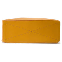 将图像加载到图库查看器中，LOUIS VUITTON Shopper Tote SaffronM24457 Leather Size MM
