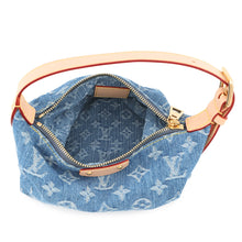 Load image into Gallery viewer, LOUIS VUITTON Pochette Hills Blue DenimM82949 Monogram Denim
