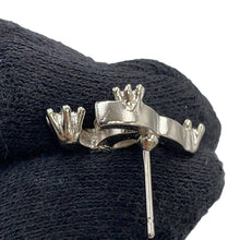 将图像加载到图库查看器中，CHANEL CC Logo NO5 Faux Pearl Clover Earrings Silver Metal Rhinestone Faux Pearl
